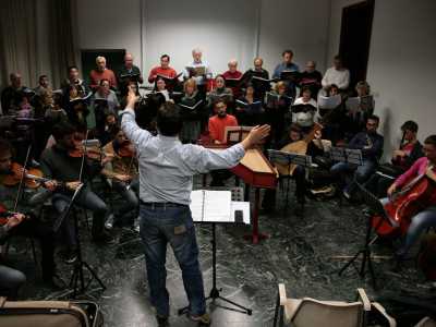 Il coro durante le prove